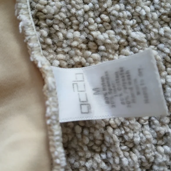 Gc2b Medium Binder(Bought before new management/quality decline!) - Picture 5 of 5